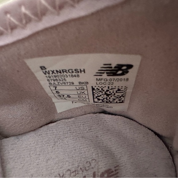 New Balance ladies sneakers with memory sole comfort insert - Picture 8 of 8